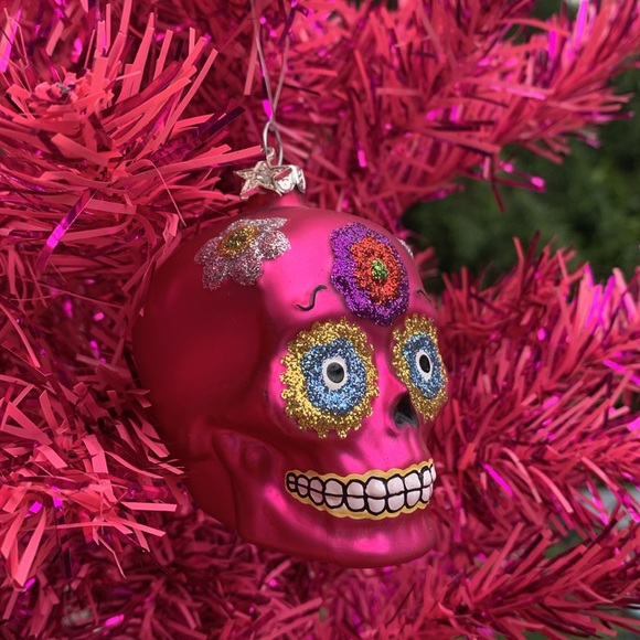 Day of the Dead pink skull Christmas Ornament - Picture 4 of 5